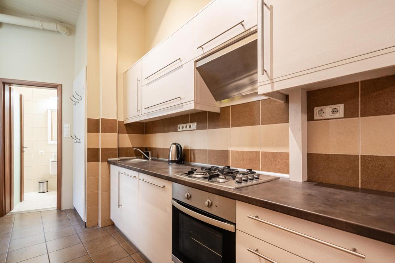 K7 - Boutique Apartments, Best Location. By Bqa Boedapest Buitenkant foto